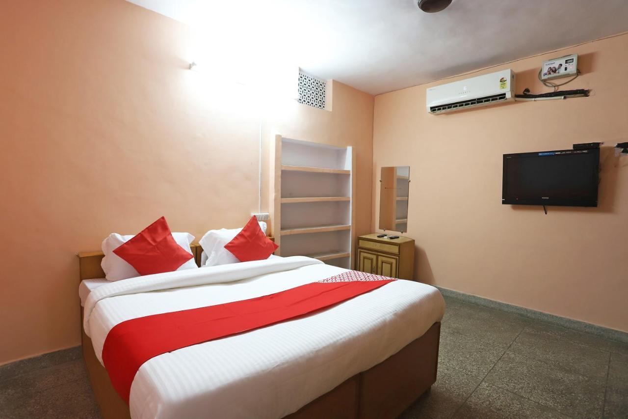 Oyo 39645 Maheshwari Residency Hotel Ню Делхи Екстериор снимка